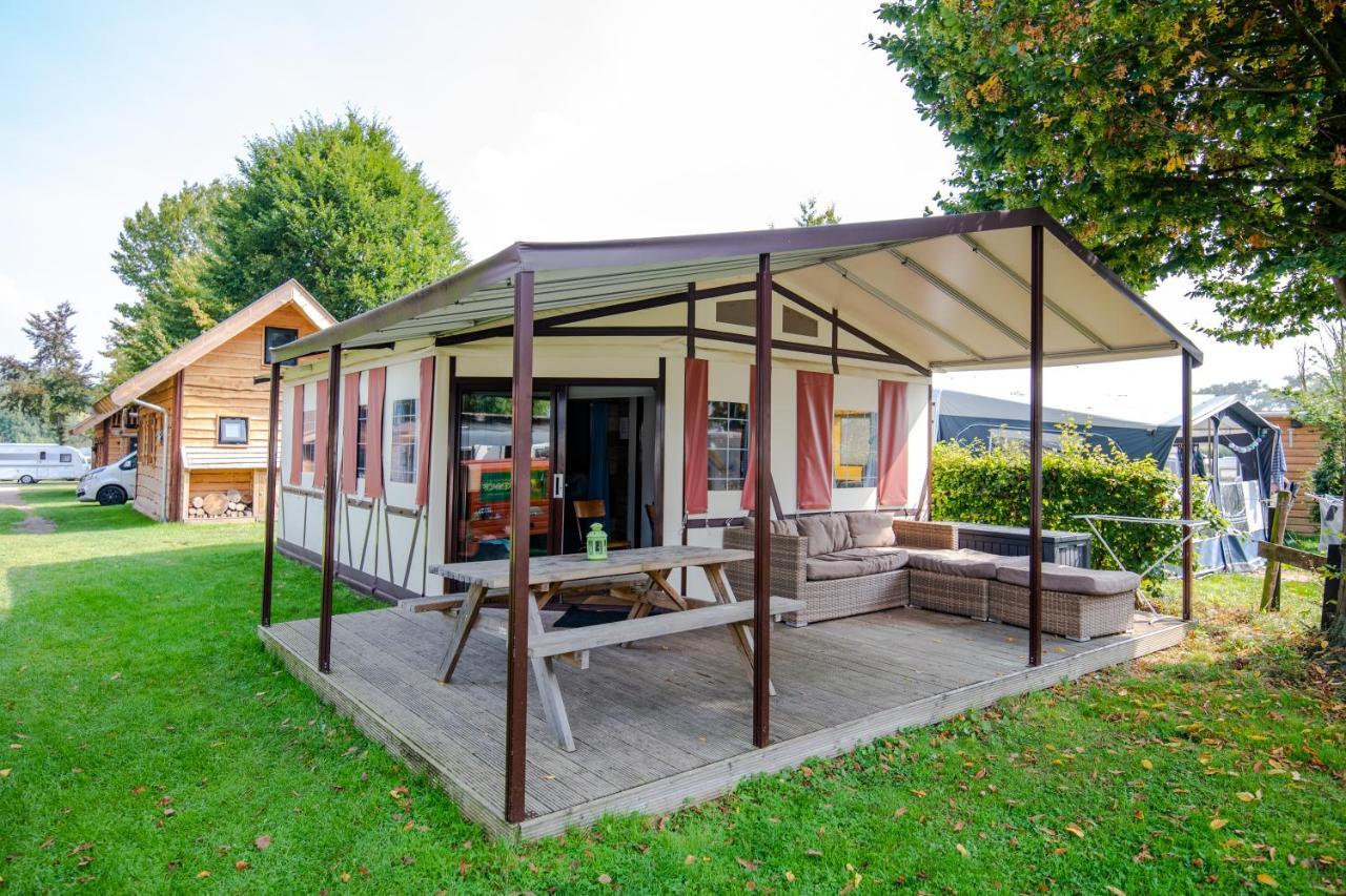 Vakantiepark Vinkenhof Schin op Geul Exterior photo